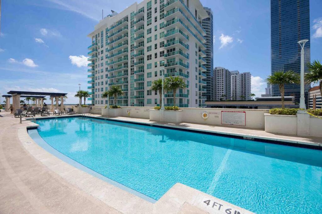 Iconic High Floor 3 Bedrooms In The Heart Of マイアミ エクステリア 写真